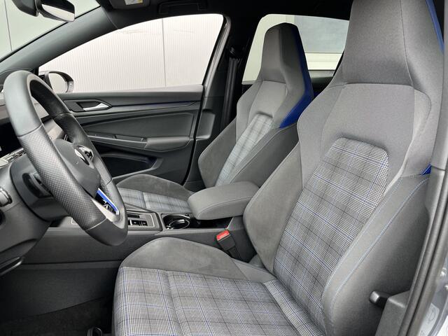 Volkswagen GOLF 1.4 eHybrid GTE / AUTOMAAT/ ACC/ STUUR+STOELVERWARM./ PARK.SENSOR.V+A/ CAMERA/ APP-CONNECT/ DODEHOEK/ KEYLESS/ HEAD-UP/ DIGITAL DASH/ IQ.LIGHT/ RIJ-MODI/ NAVI/ DAB/ CLIMA/ 18'' LMV