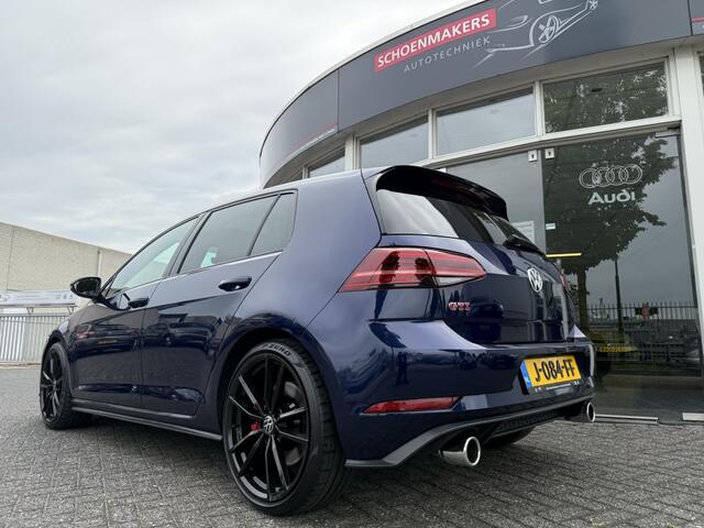 Volkswagen GOLF 2.0 TSI GTI Perf.