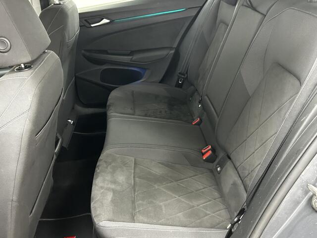 Volkswagen GOLF Variant 1.0 TSI Life Business NAVIGATIE | TREKHAAK | PARKEERSENSOREN VOOR-EN ACHTER