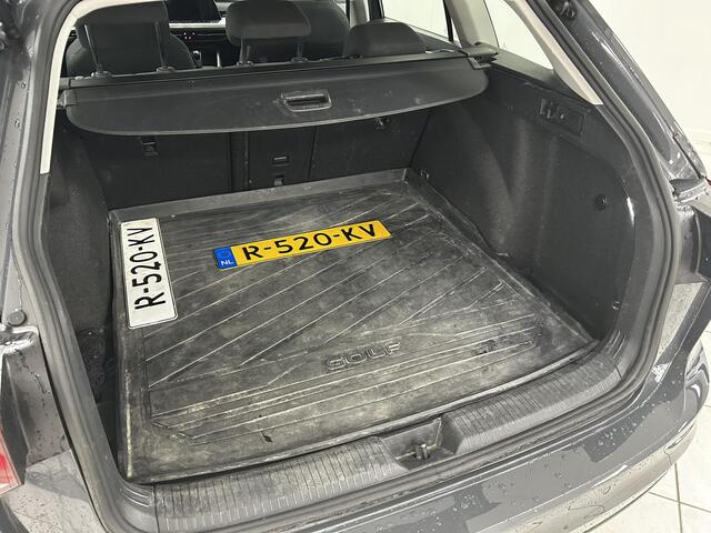 Volkswagen GOLF Variant 1.0 TSI Life Business NAVIGATIE | TREKHAAK | PARKEERSENSOREN VOOR-EN ACHTER