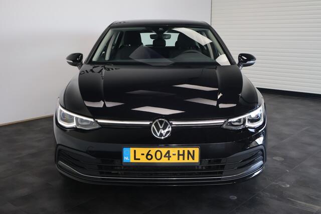 Volkswagen GOLF 1.5 eTSI Style DSG | Alcantara | Memory | IQ Lights | Carplay