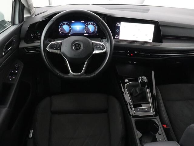 Volkswagen GOLF 1.5 TSI Style | Panoramadak | Stoelverwarming | Head-Up | Trekhaak | Camera | Massage | Carplay | Navigatie | Adaptive cruise | Harman/Kardon | Sfeerverlichting | Keyless | Park Assist | Getint glas
