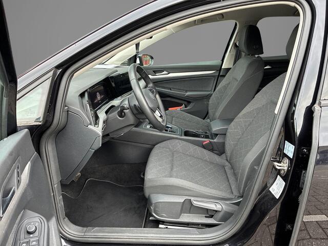 Volkswagen GOLF 1.0 eTSI 110pk DSG Life Business · Camera · Apple/Android Car Play · ACC · Sfeerverlichting · Navigatie · Verkeersbord Detectie · Garantie t/m 05-02-2028 of 100.000km