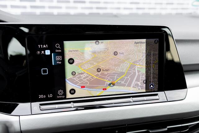 Volkswagen GOLF 1.5 TSI Life Business | Panoramadak | ErgoActive | Stoelmassage | Navigatie Discover Pro | Cruise Control Adaptief | Parkeersensoren | Lichtmetalen Velgen 17 inch | Alarm | LED Koplampen