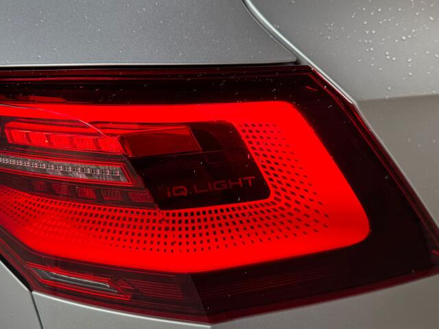Volkswagen GOLF eHybrid PHEV 204PK DSG STYLE CAMERA/VELOURS/NAVI/IQ-LIGHT