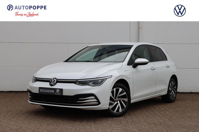 Volkswagen GOLF 1.4 eHybrid Style 204pk DSG6 | SOH 95,1% |