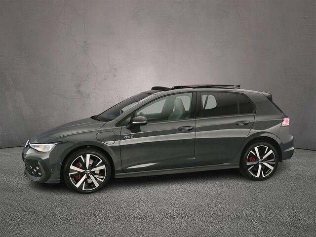 Volkswagen GOLF GTE 1.5 TSI eHybrid 272pk DSG Automaat Trekhaak, Panoramadak, 360 camera, Lederen bekleding, Adaptive cruise control, Achteruitrijcamera, Black Style