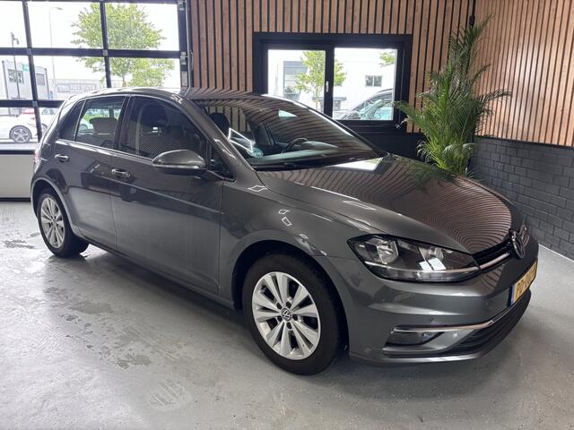Volkswagen GOLF Volkswagen Golf 1.0 TSI Comfortline / Apple Carplay