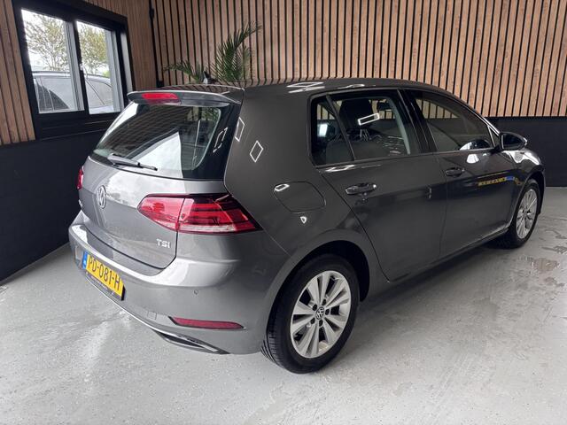 Volkswagen GOLF Volkswagen Golf 1.0 TSI Comfortline / Apple Carplay