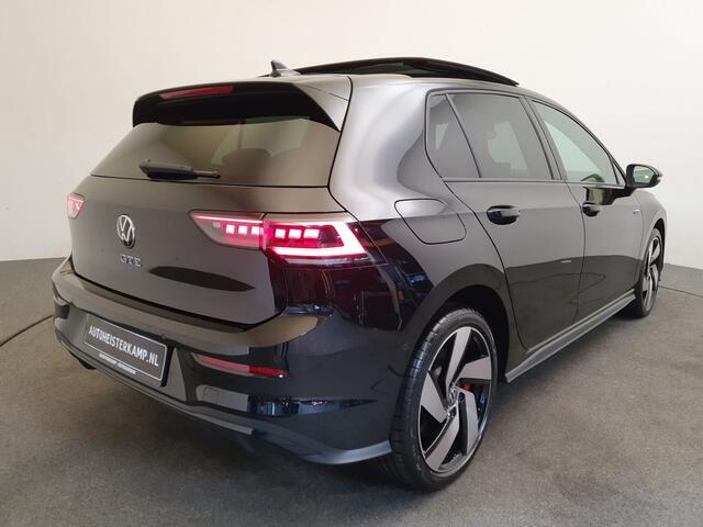 Volkswagen GOLF GTE 1.5 eHybrid 272pk DSG/AUT Leder, Pano, Wegklapbare trekhaak, Head-up