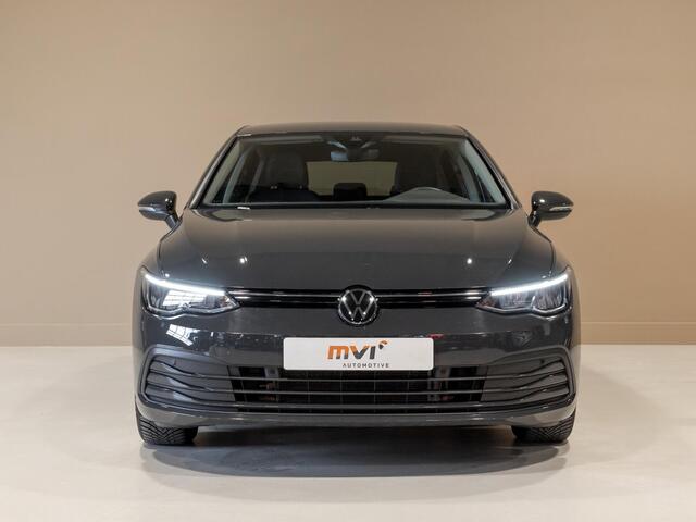 Volkswagen GOLF 1.0 TSI Life / 110pk / Cruise / Airco / Klimaatregeling / Navigatie / Apple Carplay