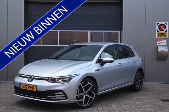 Volkswagen GOLF 1.5 eTSI R-Line Business+, Stoel & Stuurverwarmd, IQ.LIGHT, Camera, Navi