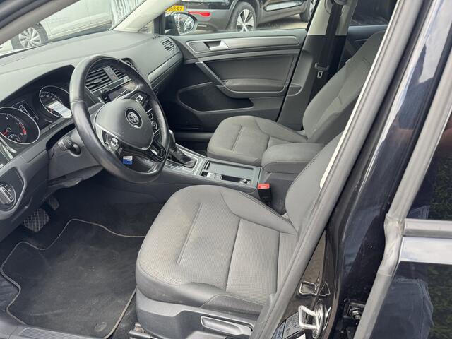 Volkswagen GOLF 2.0 TDI Highline Business R DSG