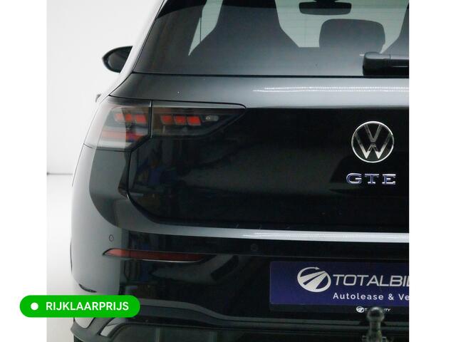 Volkswagen GOLF 1.5 eHybrid GTE Black 272 PK automaat | IQ Led | Elec. trekhaak | Headup | Stoel- & stuurverw. | PDC V + A, Camera, App. connect, Navigatie, 131 KM actieradius (WLTP)