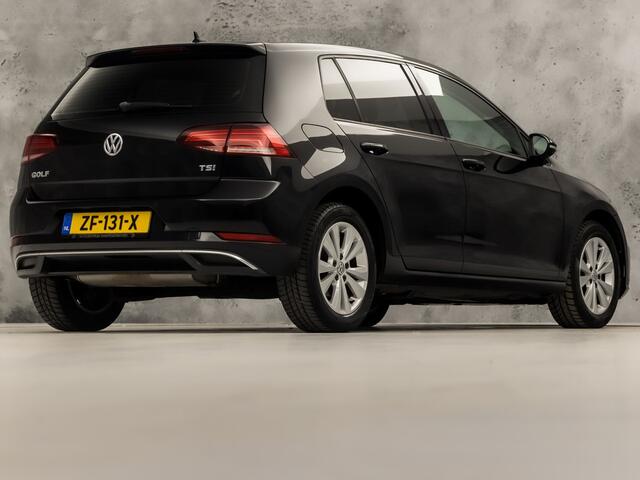 Volkswagen GOLF 1.0 TSI Sportline (APPLE CARPLAY, GROOT NAVI, CAMERA, SPORTSTOELEN, ADAPTIVE CRUISE, GETINT GLAS, PARKEERSENSOREN, NIEUWSTAAT)