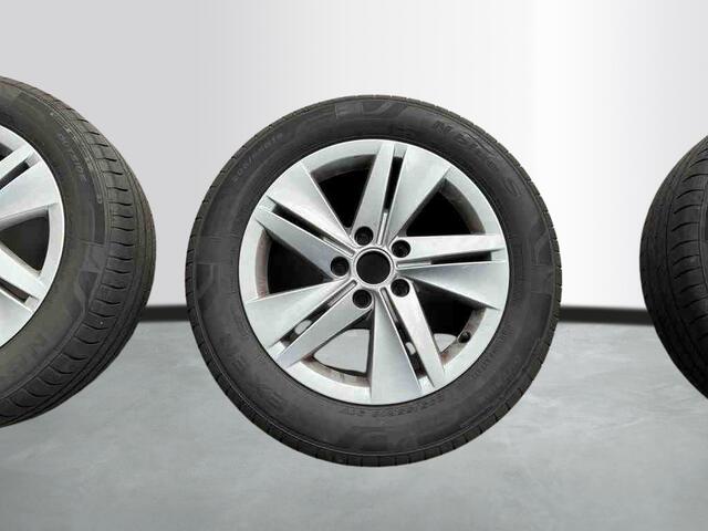 Volkswagen GOLF Variant 1.5 eTSI 130pk Life Business Premium / Trekhaak / Navigatie / Travel Assist / LED Plus