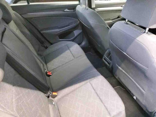 Volkswagen GOLF 1.5 TSI 130pk Life Business / Camera / LED Plus / Stoelverwarming