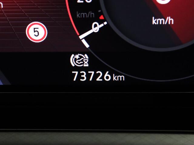 Volkswagen GOLF eTSI R-Line 150pk Camera | Adapt. Cruise | Parkeersens. v+a | Stoelverw. | Trekhaak elektrisch.