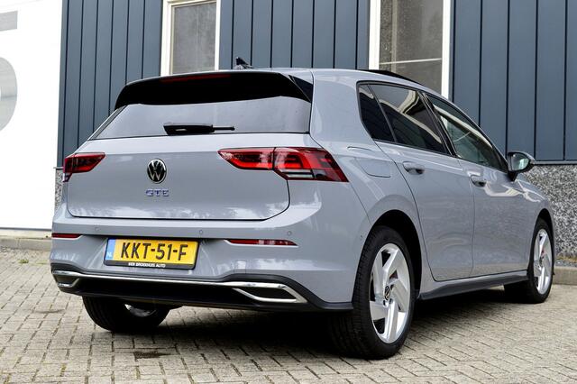 Volkswagen GOLF 1.4 eHybrid GTE Rijklaarprijs-Garantie Panoramadak Camera Led Apple carplay SOH 89.6%