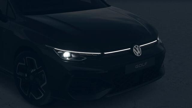 Volkswagen GOLF Variant 1.5 eTSI 150 7DSG R-Line Edition | 'App-Connect' draadloze smartphone integratie | Achterbank in ongelijke delen neerklapbaar incl. middenarmsteun en doorlaadmogelijkheid | Afstandscontrolesysteem (Front Assist)