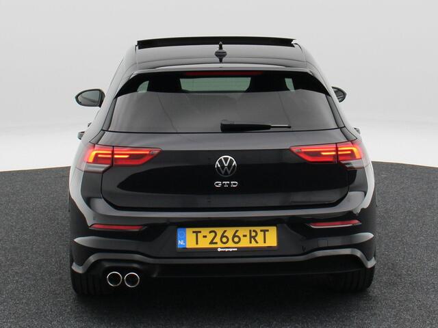 Volkswagen GOLF 2.0 TDi GTD 200 Pk Automaat | Stoel/Stuurverwarming | Panorama dak | Camera | IQ Light | Adaptive Cruise | CarPlay | 19 Inch | 46.354 Km !!