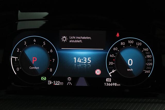 Volkswagen GOLF Variant 1.5 eTSI 150pk R-Line Business | Automaat | Trekhaak | Stoel & Stuur verwarming |