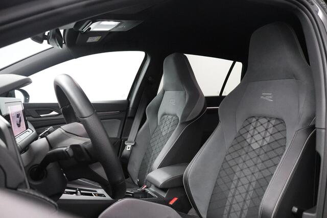 Volkswagen GOLF Variant 1.5 eTSI 150pk R-Line Business | Automaat | Trekhaak | Stoel & Stuur verwarming |