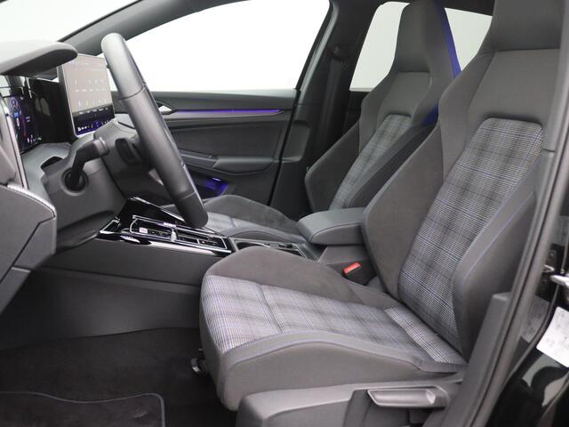 Volkswagen GOLF 1.5 eHybrid GTE 272PK DSG Pano-Schuifdak, Trekhaak, 18" LM Velgen, Achteruitrijcamera, Stoel-Stuurverwarming, Head-Up Display, Keyless, Adaptieve Cruise Control