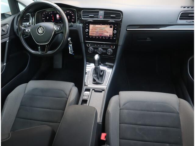 Volkswagen GOLF 1.5 TSI Highline Pano / Led / Navi / Elekramen / R-Line / Dealer onderhouden