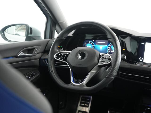 Volkswagen GOLF 1.4 eHybrid GTE | SOH 96.4 % | Mist lampen | Camera | ACC | Dodehoek detectie | 245PK |