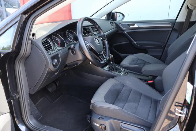Volkswagen GOLF Variant 1.5 TSI Comfortline Business