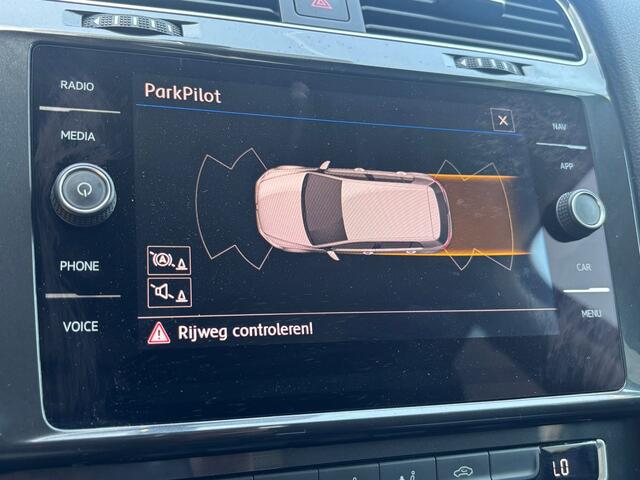 Volkswagen GOLF 1.5 TSI Comfortline Adaptive Cruise, App-Connect & Afneembare Trekhaak