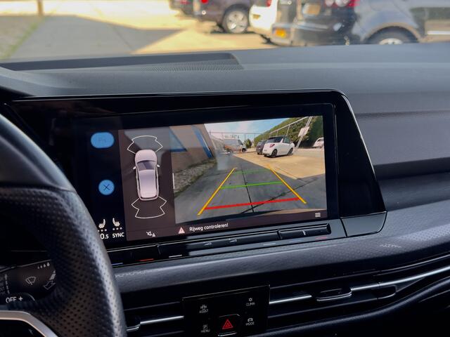 Volkswagen GOLF 1.4 eHybride GTE PANODAK LEDER NAVI CAMERA DIGI-DASH APPLE-CARPLAY