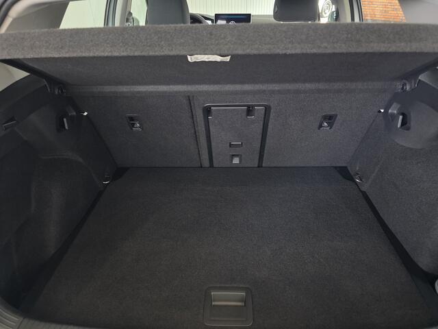 Volkswagen GOLF 1.5 eTSI |Fabrieksgarantie|Carplay|Panorama|
