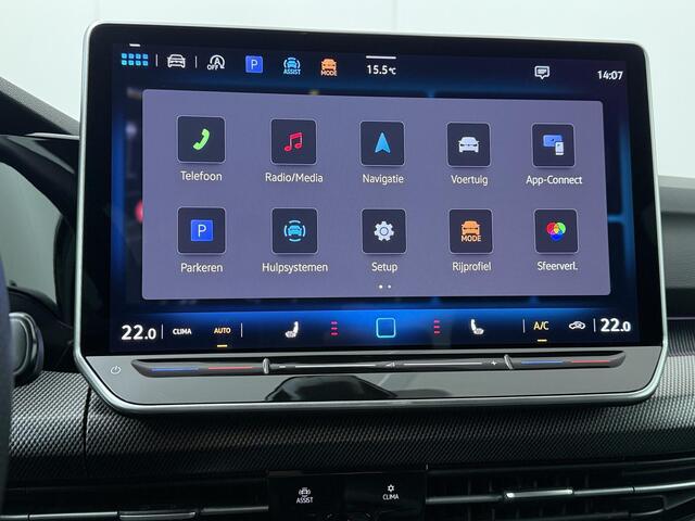 Volkswagen GOLF Variant R-Line-Edition 1.5 eTSI | 116 PK | Automaat | LED Matrix | 360 Camera | Elektrische Achterklep |