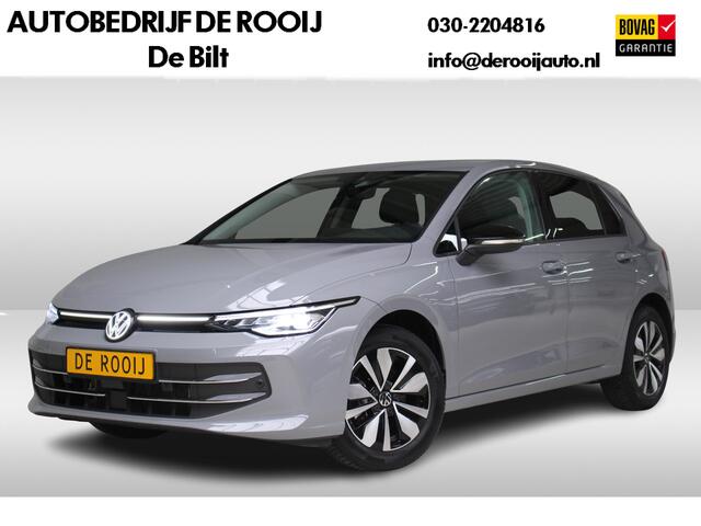 Volkswagen GOLF 1.5 TSI Goal Navigatie | Panoramadak | 4-Seizoenen banden | Parkeersensoren | Fabrieksgarantie