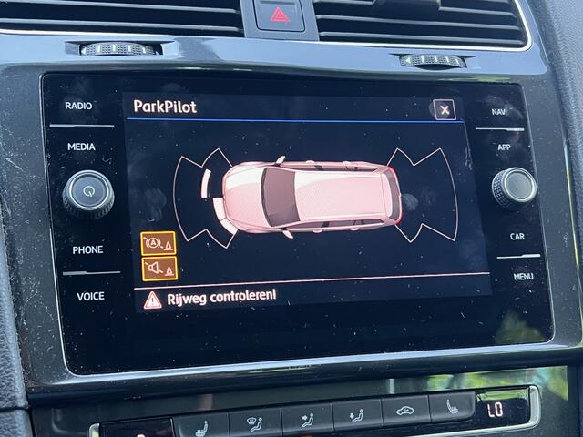 Volkswagen GOLF Variant BWJ 2019 | 1.5TSI 131PK Comfortline Bus | TREKHAAK | CLIMA | STOELVERW | NAVI | PDC 2X | CARPLAY |