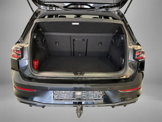 Volkswagen GOLF 1.5 eHybrid 272pk DSG GTE · Panoramadak · Camera · Inklap. Trekhaak · Leder Vienna · Stuur- & Stoelverwarming · Elek. Stoel + Geheugen · Garantie t/m 18-06-2030 of 100.000km