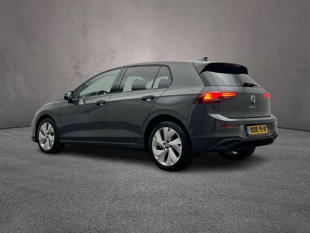 Volkswagen GOLF Life Edition 1.5 TSI eHybrid 204pk DSG Automaat Adaptive cruise control, Achteruitrijcamera, Stoelverwarming, LED koplampen, Parkeersensoren, App connect