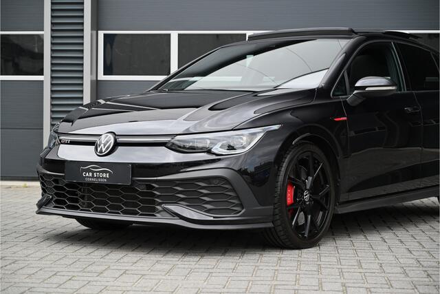 Volkswagen GOLF 2.0 TSI GTI CLUBSPORT 300 PK / PANO / NURBURGRING / IQ LIGHT / HEAD UP / HARMAN KARDON / CAMERA / BLACK PACK