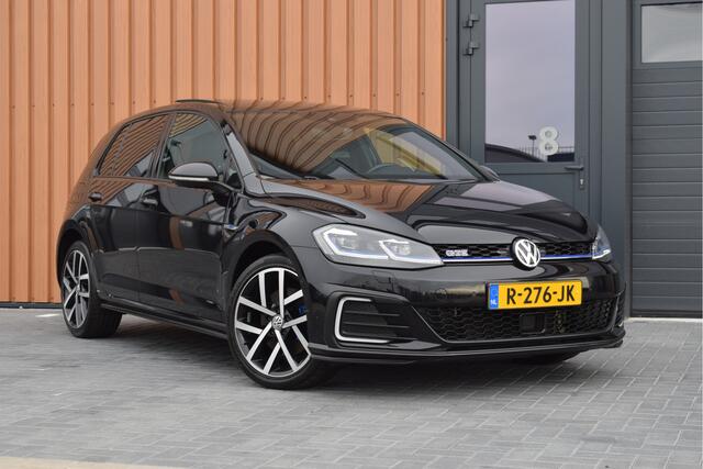 Volkswagen GOLF GTE 1.4 TSI DSG | Leer | Pano | Keyless | ACC | 18"