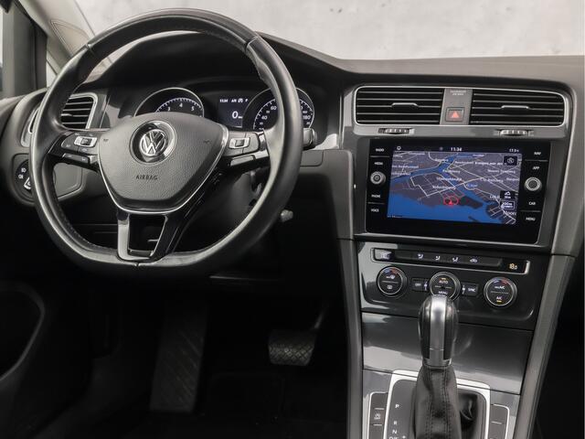 Volkswagen GOLF Variant 1.0 TSI Sportline 116Pk Automaat (GROOT NAVI, APPLE CARPLAY, CLIMATE, ADAPTIVE CRUISE, PARKEERSENSOREN, LM VELGEN, NIEUWE APK, NIEUWSTAAT)