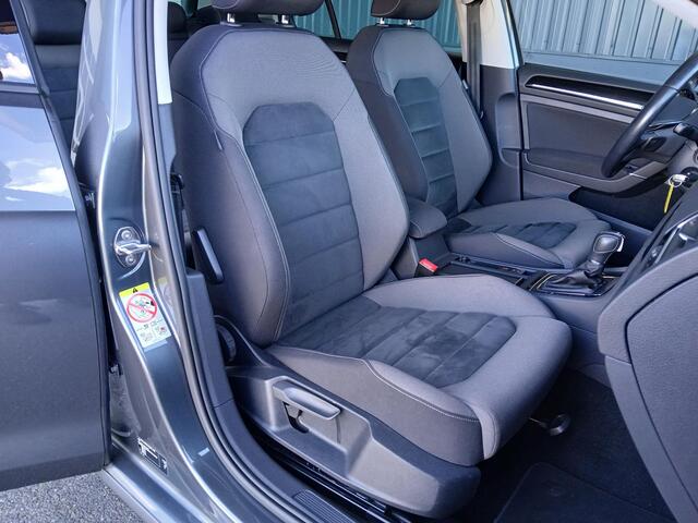 Volkswagen GOLF 1.5 TSI Highline DSG-7