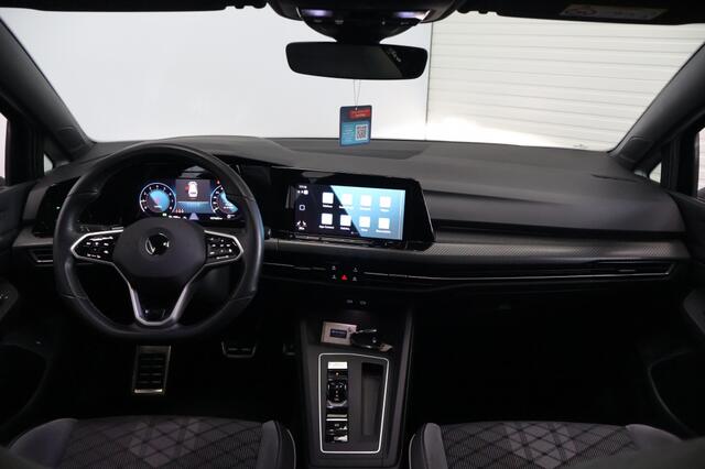 Volkswagen GOLF Variant 1.5 eTSI R-Line DSG | Panoramadak | Carplay | Winter Pakket
