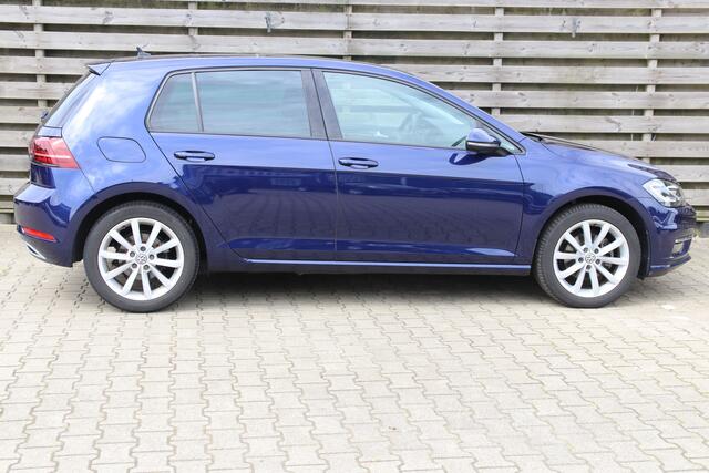 Volkswagen GOLF 1.5 TSI Highline / Panoramadak / Cruise / Climate / Apple carplay