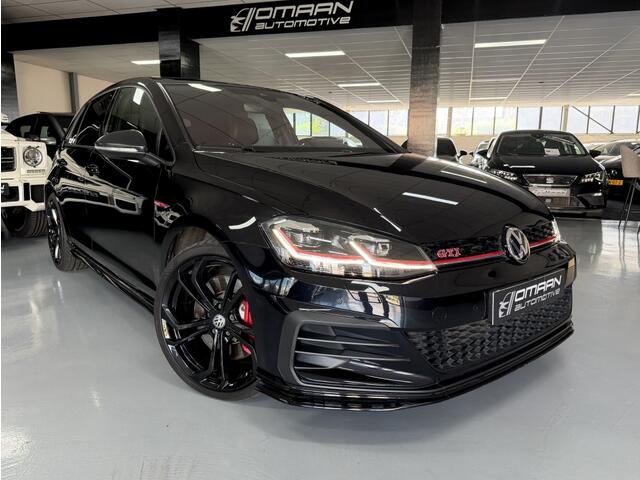 Volkswagen GOLF 2.0 TSI GTI TCR DSG PANO AKRA ACC CAM