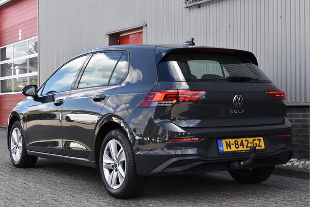 Volkswagen GOLF 1.0 TSI Life Adaptive cruise, Virtual cockpit, Trekhaak, Carplay, DAB, NAP