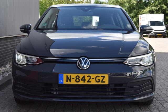 Volkswagen GOLF 1.0 TSI Life Adaptive cruise, Virtual cockpit, Trekhaak, Carplay, DAB, NAP