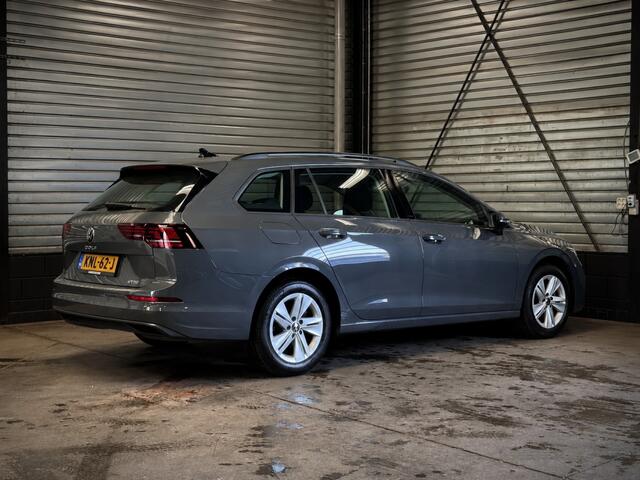 Volkswagen GOLF Variant 1.5 eTSI | Trekhaak | ACC | LED | Navi |