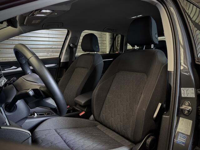 Volkswagen GOLF Variant 1.5 eTSI | Trekhaak | ACC | LED | Navi |
